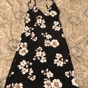 Brandy Melville mini flowered dress